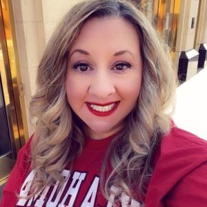 Meet your Posher, Rayna